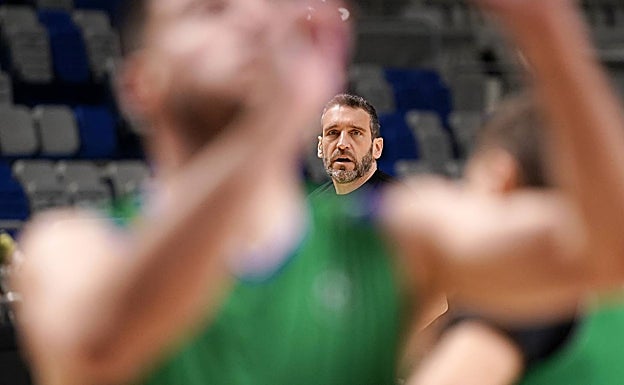 Ibon Navarro: «Si igualamos la energía del Manresa podemos competir con ellos»