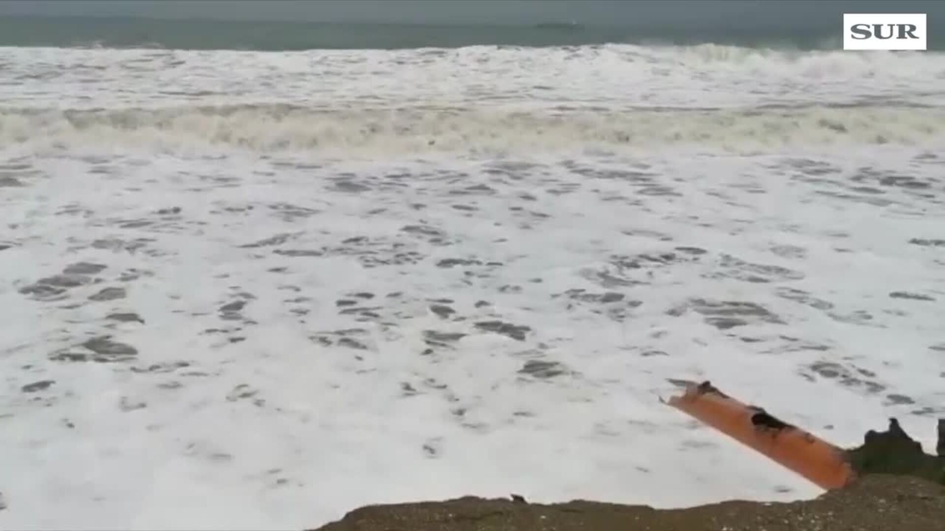 El temporal deja daños en playas y paseos marítimos de Málaga