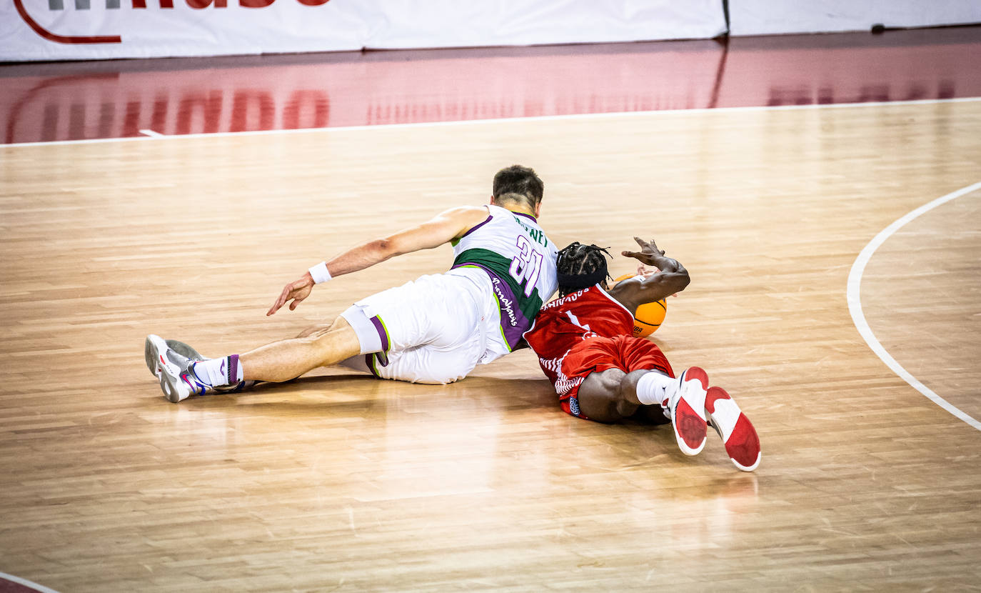 Fotos: El Manresa-Unicaja, en imágenes