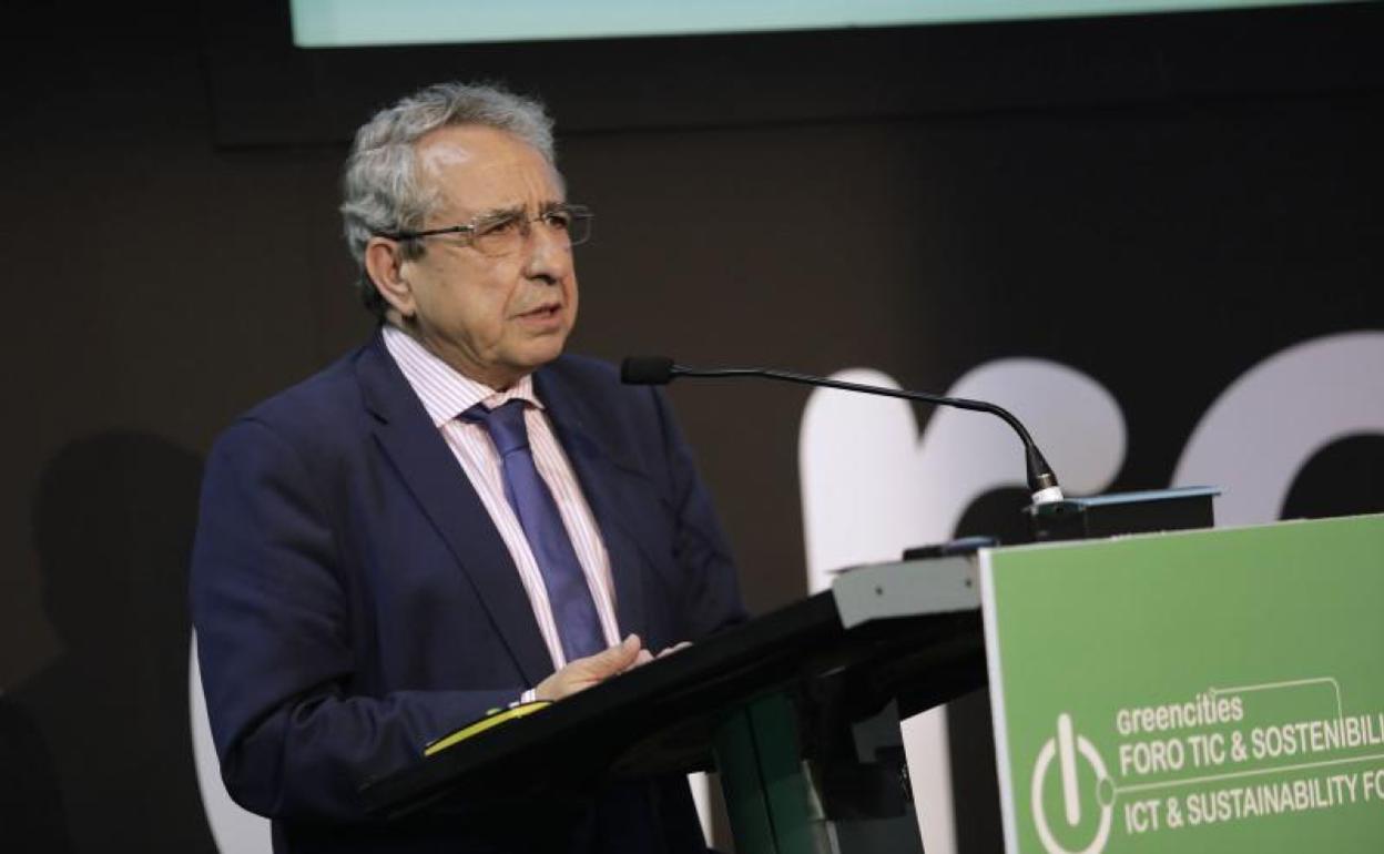 El rector de la Universidad de Málaga, José Ángel Narváez. 