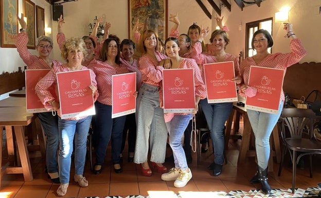 Algunas de las mujeres participantes en el proyecto de 'Castañuelas Rosas'.