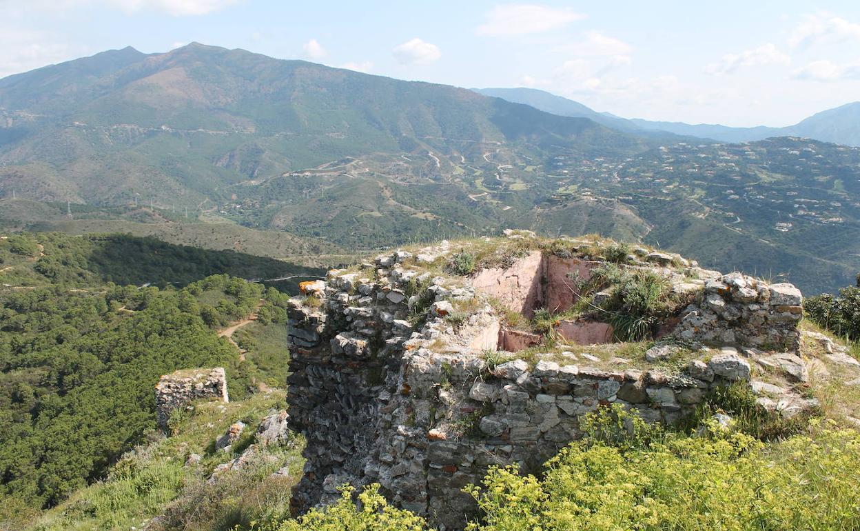 Benahavís | Montemayor, la fortaleza árabe que aguarda en una segunda línea del litoral