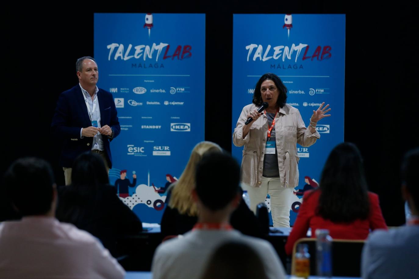 Los 50 seleccionados reciben instrucciones prácticas de las empresas más punteras de la provincia, en la segunda edición de este proyecto que se celebrara en el Palacio de Ferias