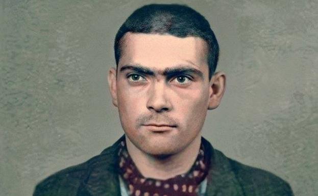 Imagen principal - Arriba, Pedro Sánchez Moreno, en octubre de 1944. Abajo, la llamada 'Escalera de la Muerte en Mauthausen y el subcampo de Gusen, dependiente de Mauthausen.