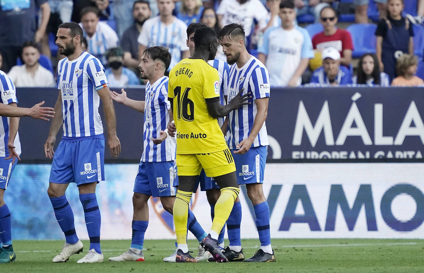 Hubo ambiente de excepción, con 21.834 espectadores en La Rosaleda 