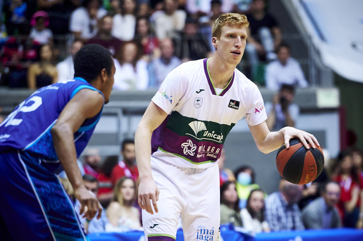 Otro mal partido del Unicaja terminó con la cuarta derrota consecutiva 