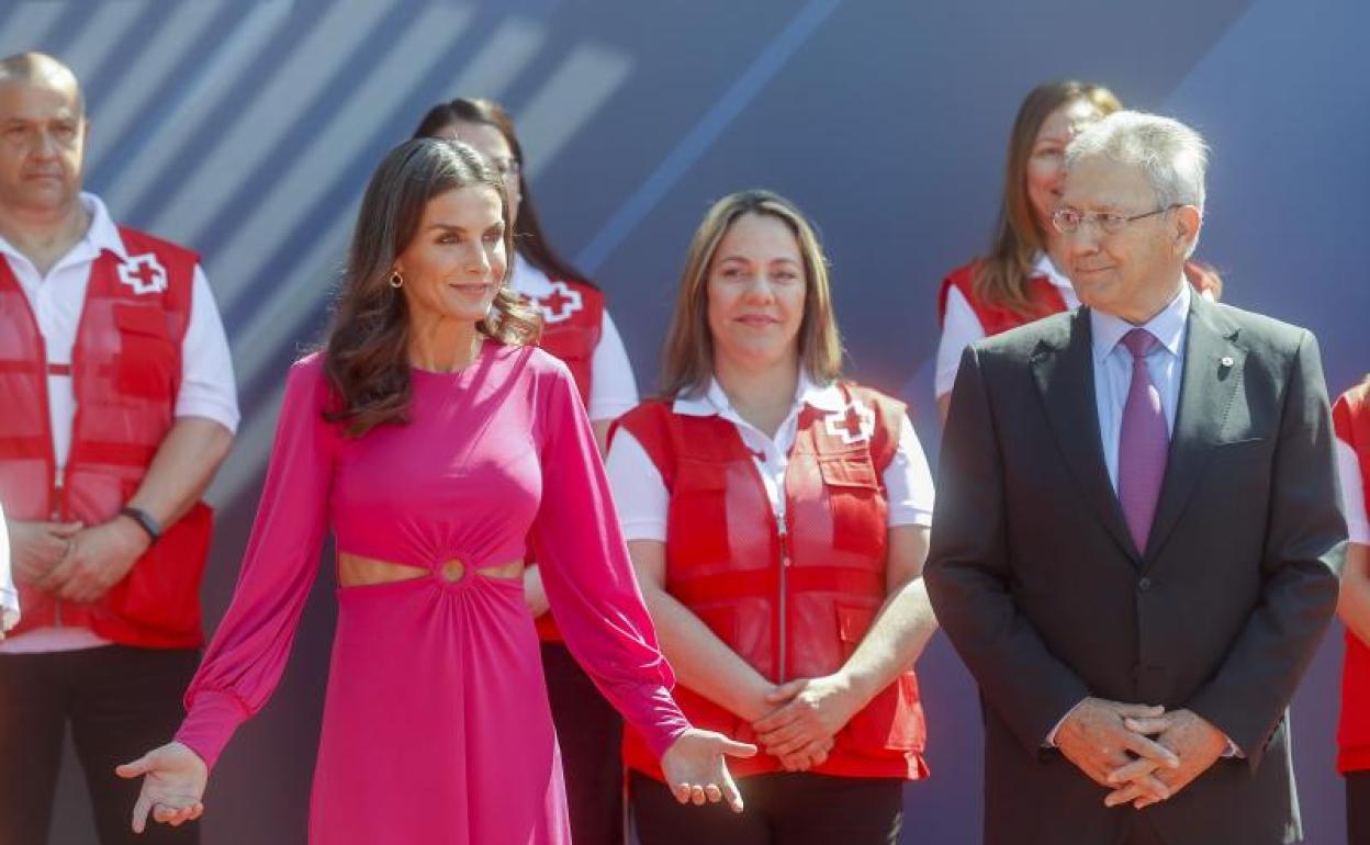 Letizia, con el vestido valenciano. 