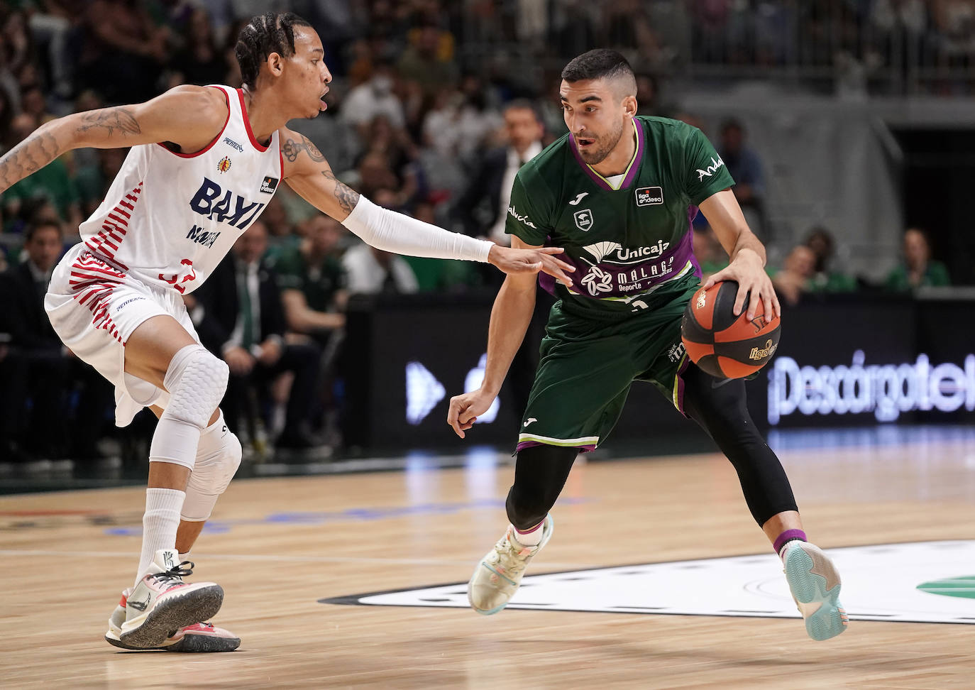 El Unicaja pierde en casa con el Baxi Manresa (95-100). 