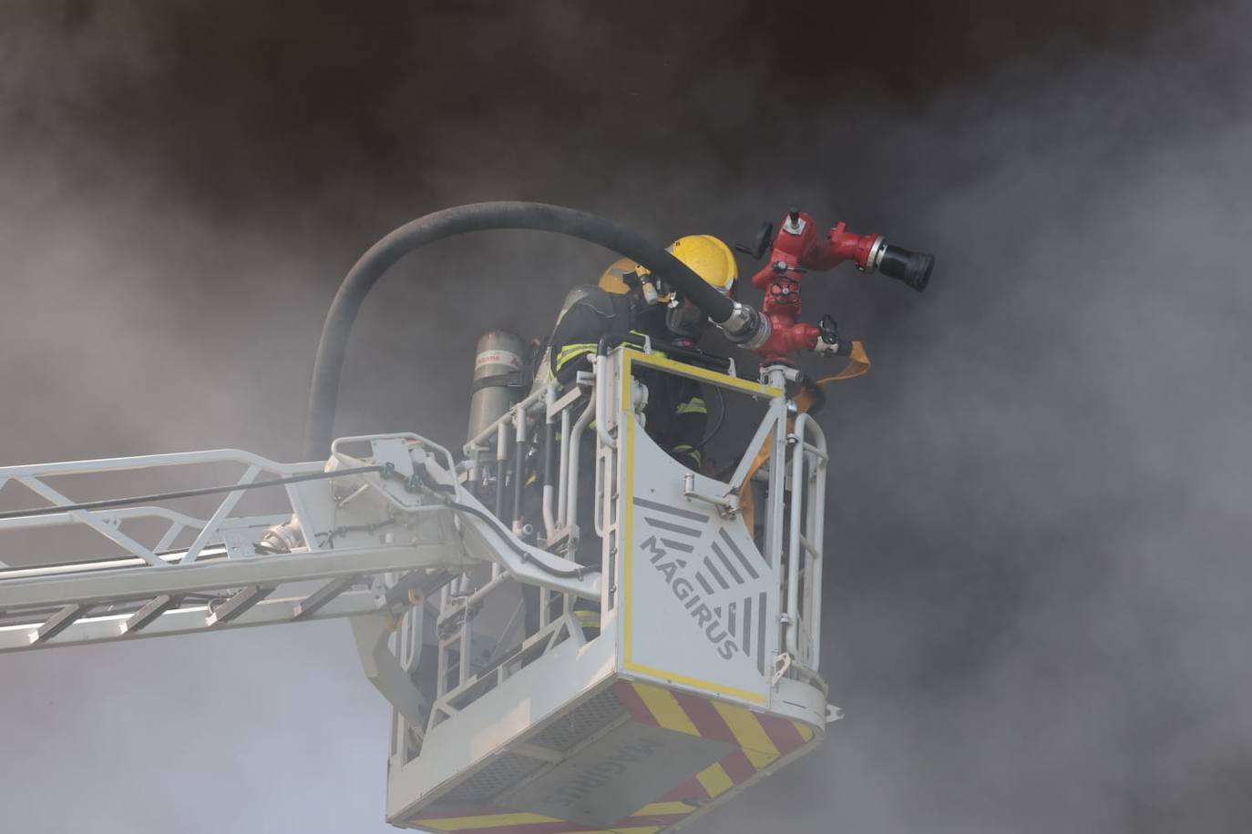 La imagen ha desatado la alerta entre los malagueños, que han realizado multitud de llamadas a los servicios de emergencias