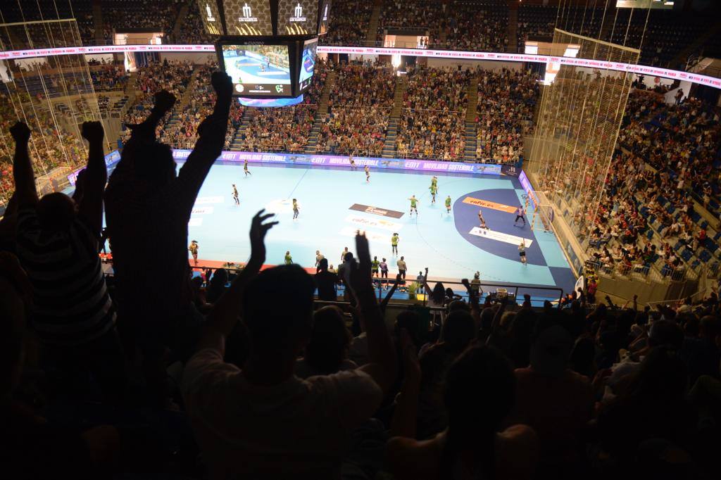 El Carpena batió un récord de espectadores en un partido de balonmano femenino en España 