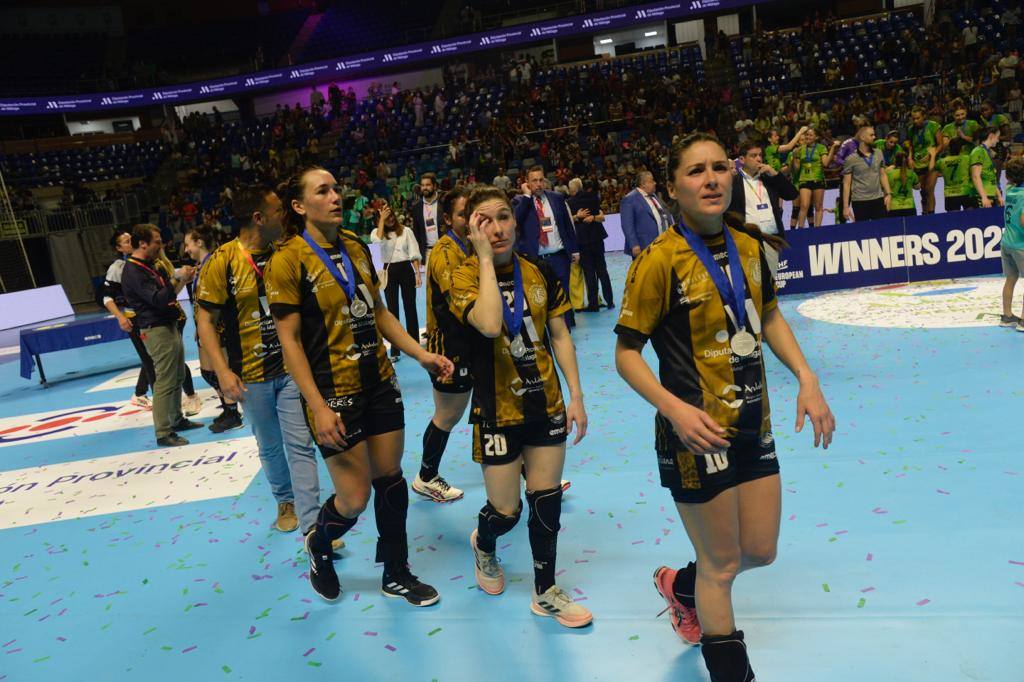 El Carpena batió un récord de espectadores en un partido de balonmano femenino en España 