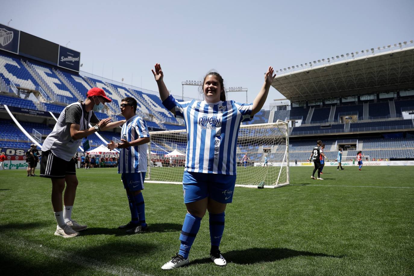 El acceso será gratuito al estadio malaguista durante los 27 partidos previstos este fin de semana 