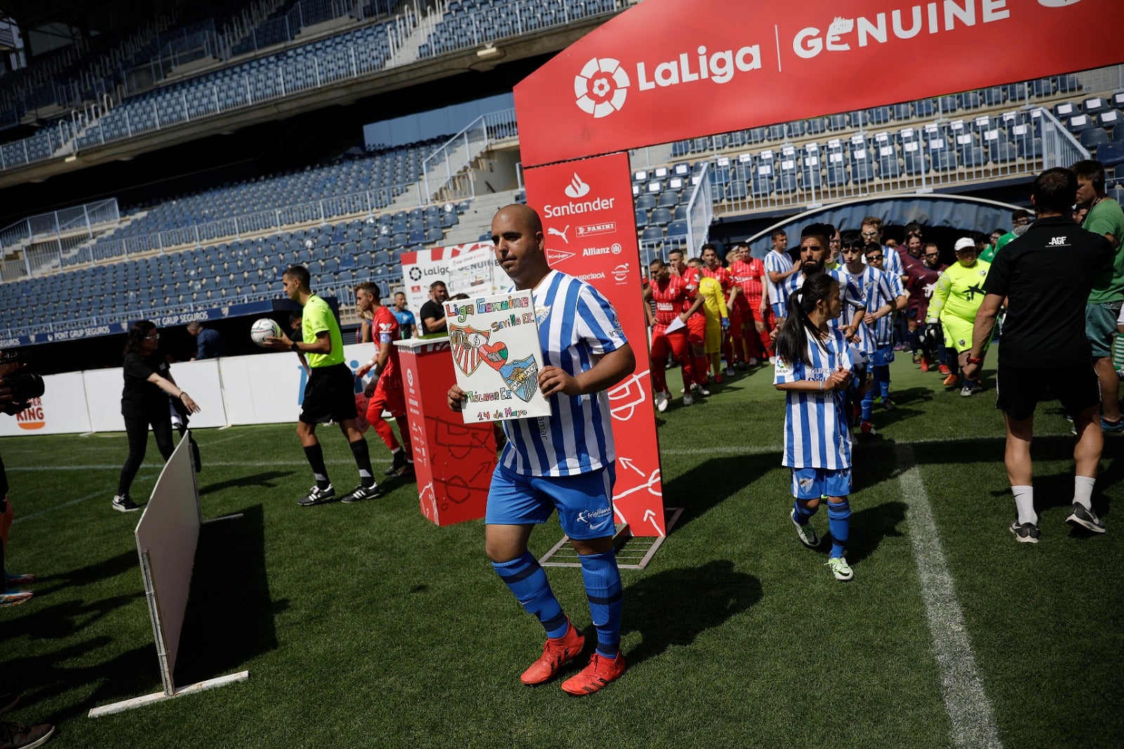 El acceso será gratuito al estadio malaguista durante los 27 partidos previstos este fin de semana 