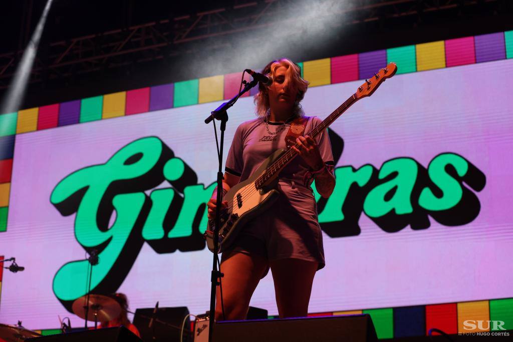 Ginebras y Nil Moliner, durante su actuación del sábado