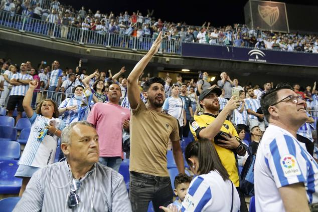 El Málaga pierde con el Burgos en La Rosaleda 