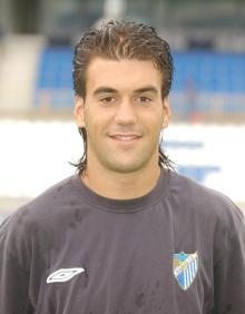 Imagen secundaria 2 - Manolo Reina, en su etapa como canterano del Málaga.