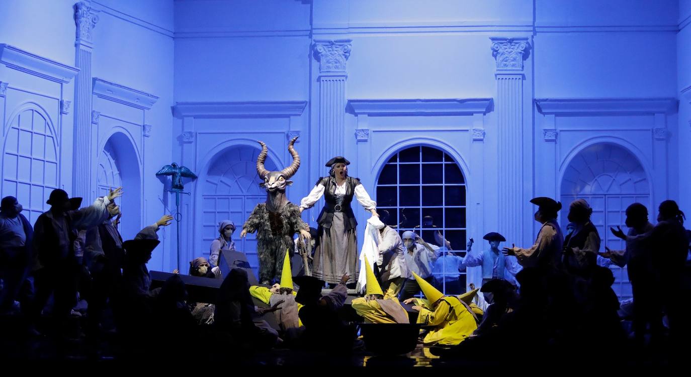 Ensayos de Il Trovatore en el Cervantes. 