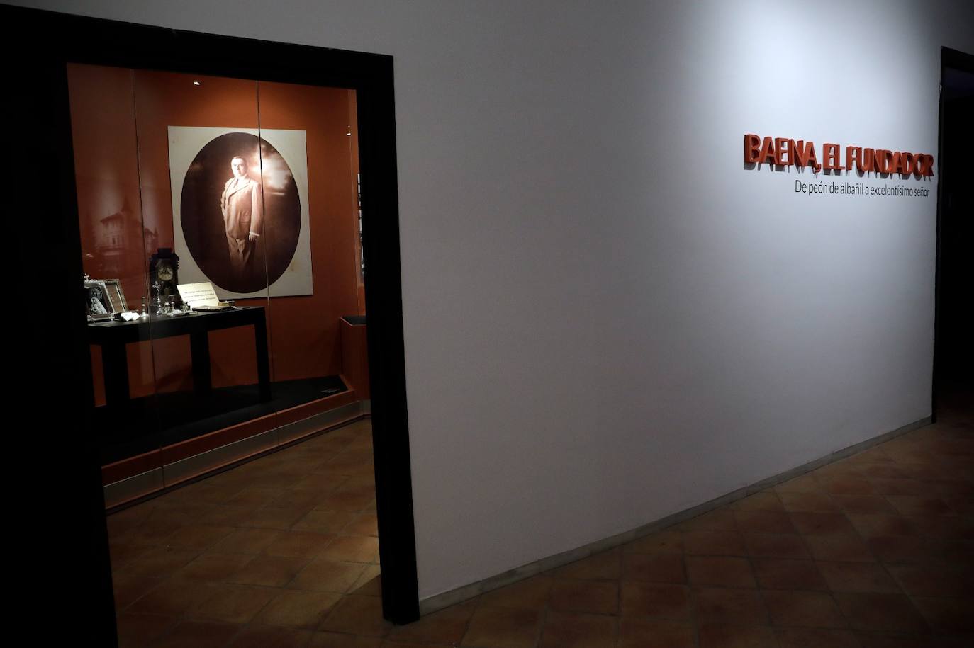 La última exposición por el centenario de la Agrupación de Cofradías podrá visitarse hasta finales de julio. 