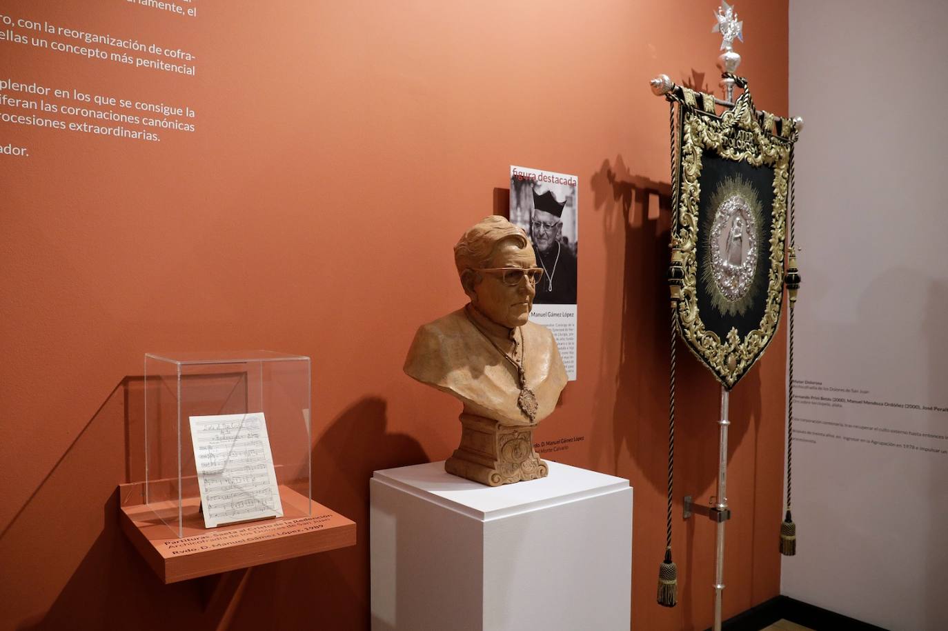 La última exposición por el centenario de la Agrupación de Cofradías podrá visitarse hasta finales de julio. 