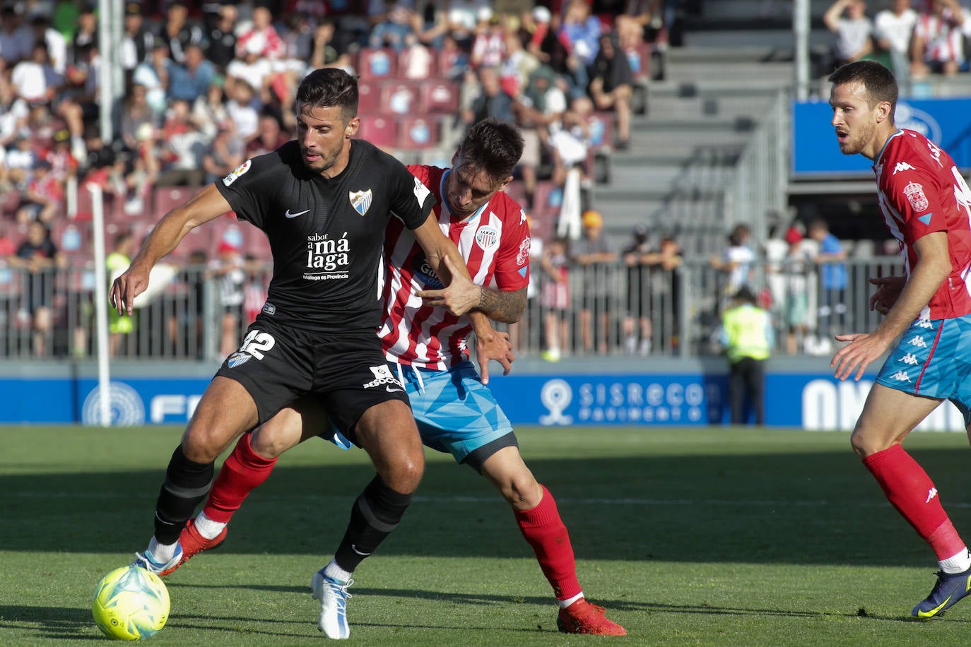 El Málaga despide la temporada con derrota en Lugo. 