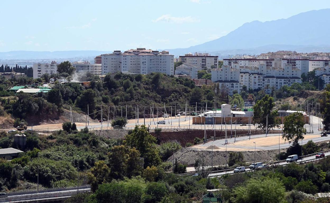 Vista del nuevo recinto ferial de noche. 