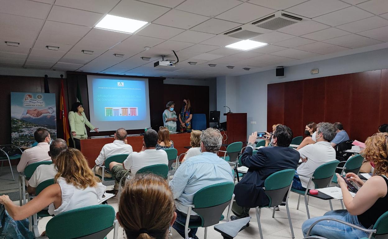 Un momento de la jornada celebrada en el Hospital Comarcal de la Axarquía. 