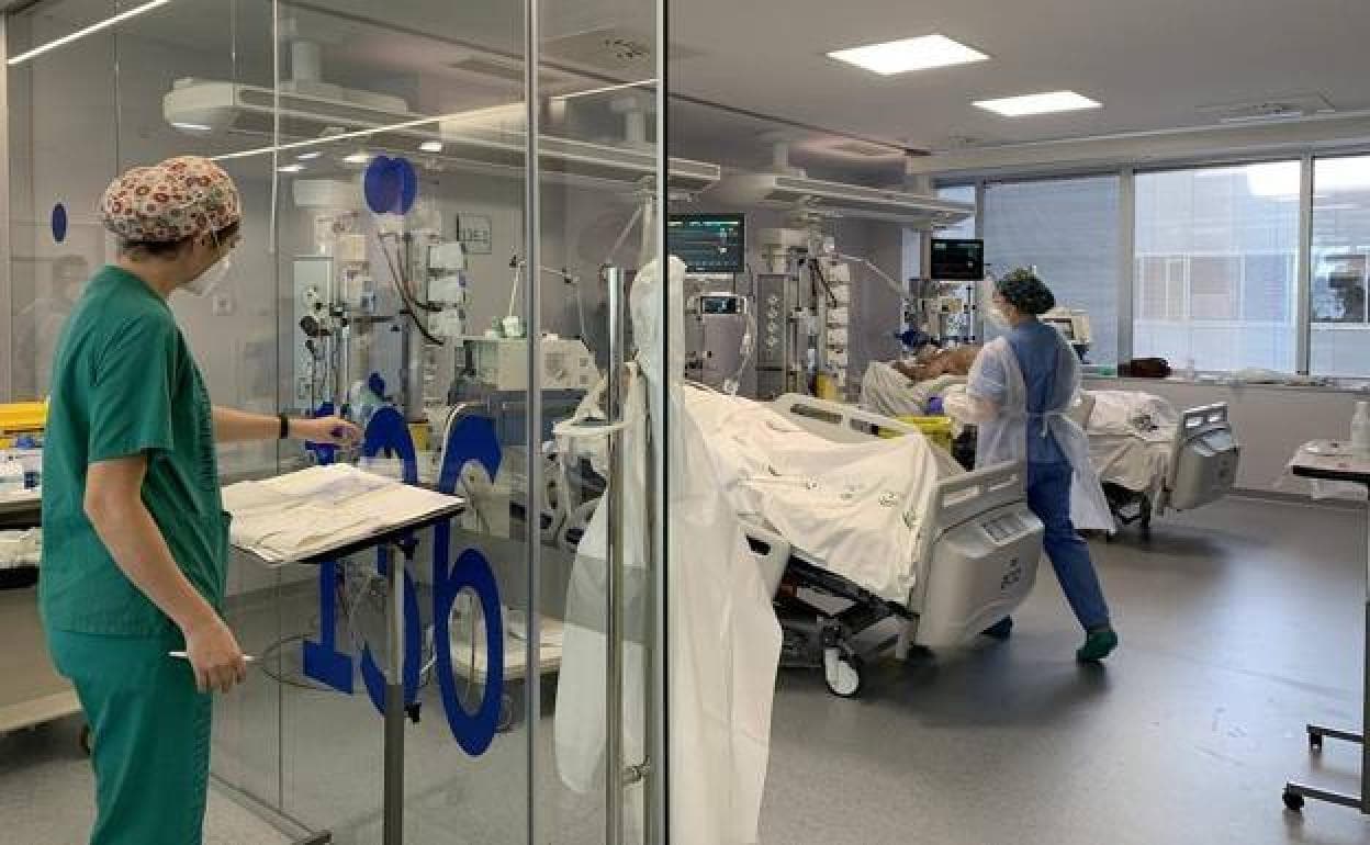 Covid sanitarios: Sanidad avisa que los sanitarios con Covid ya pueden trabajar en «áreas no vulnerables» del hospital