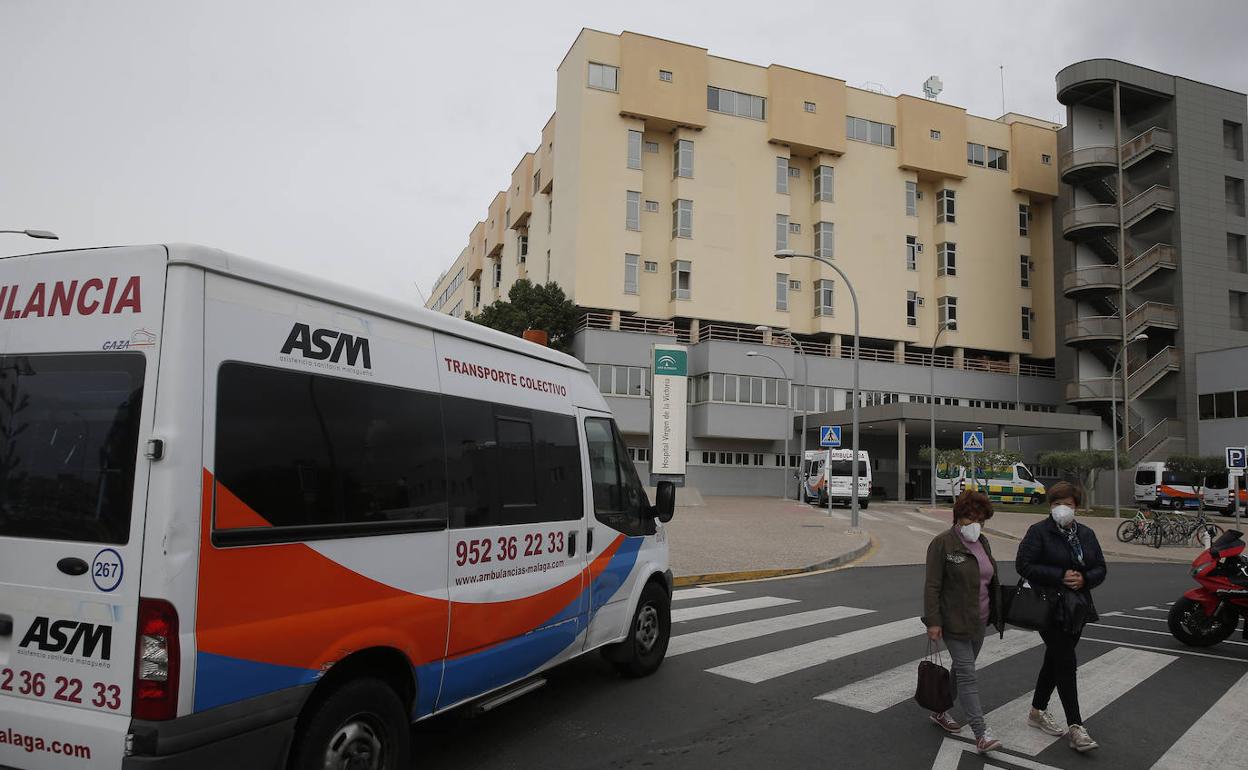 Exterior del Hospital Clínico. 
