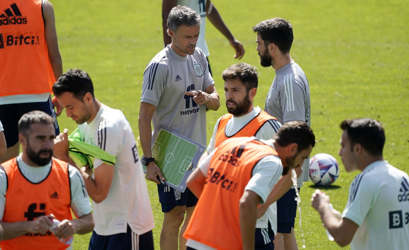 Fotos: El entrenamiento de la selección española en La Rosaleda en imágenes