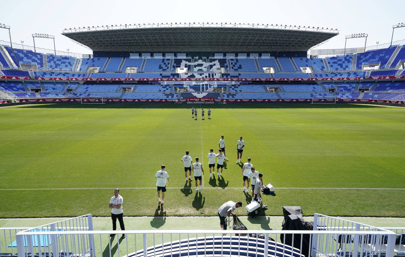 Fotos: El entrenamiento de la selección española en La Rosaleda en imágenes