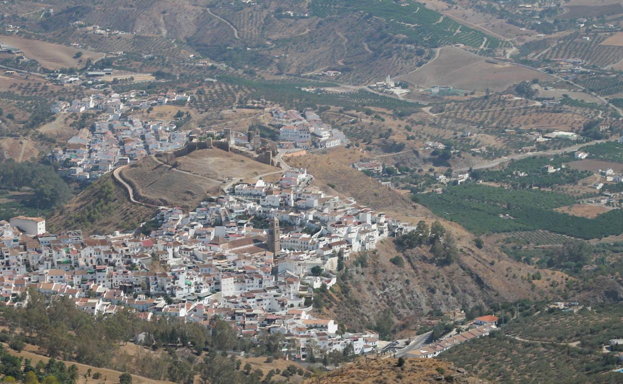 Álora, una trilogía de veladas andalusíes en la 'bien cercada'