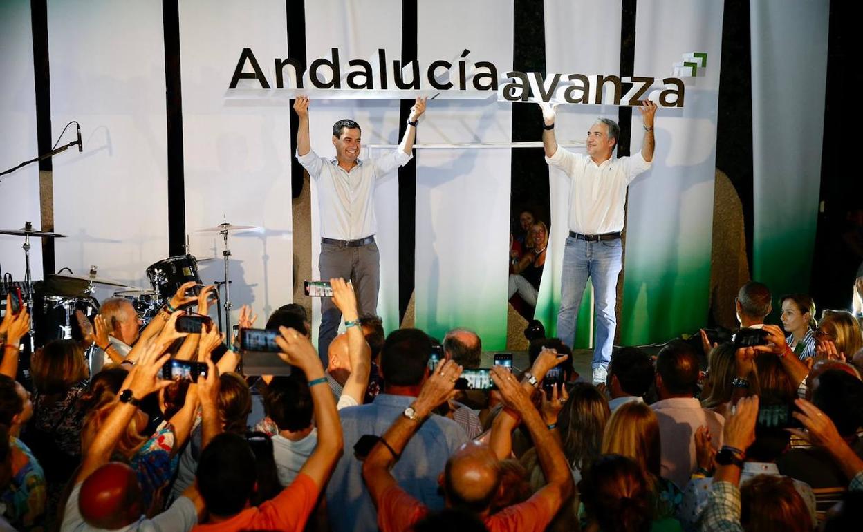 Moreno y Bendodo, en el acto de Málaga. 