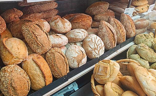 Para dar respuesta a la alta demanda de la zona, Hadavid ha abierto recientemente un nuevo establecimiento en Churriana con más de 200 metros y todo su surtido habitual de elaboraciones dulces y saladas