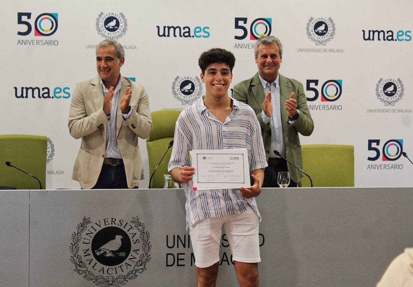 La Universidad premia a los diez alumnos con mejor nota de acceso en este curso. 