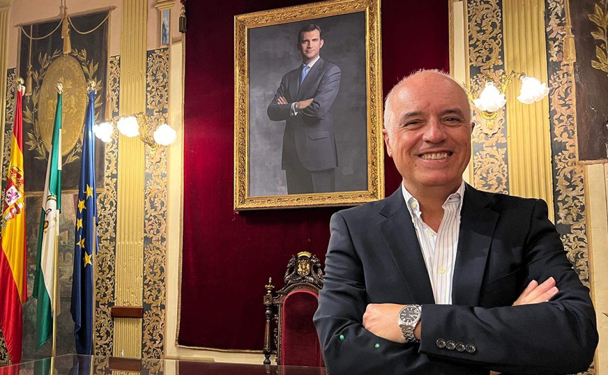 En el Salón de Plenos del Ayuntamiento de Antequera. 