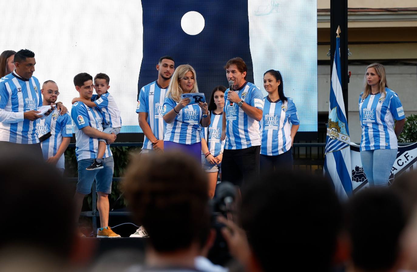 El Málaga desveló la que será la camiseta de su primera equipación 