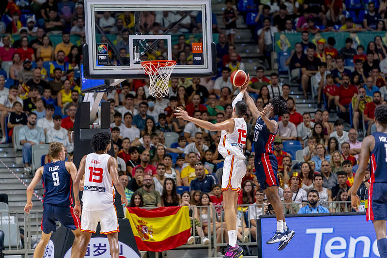 Fotos: El Carpena vibra con España en la final del Mundial sub-17