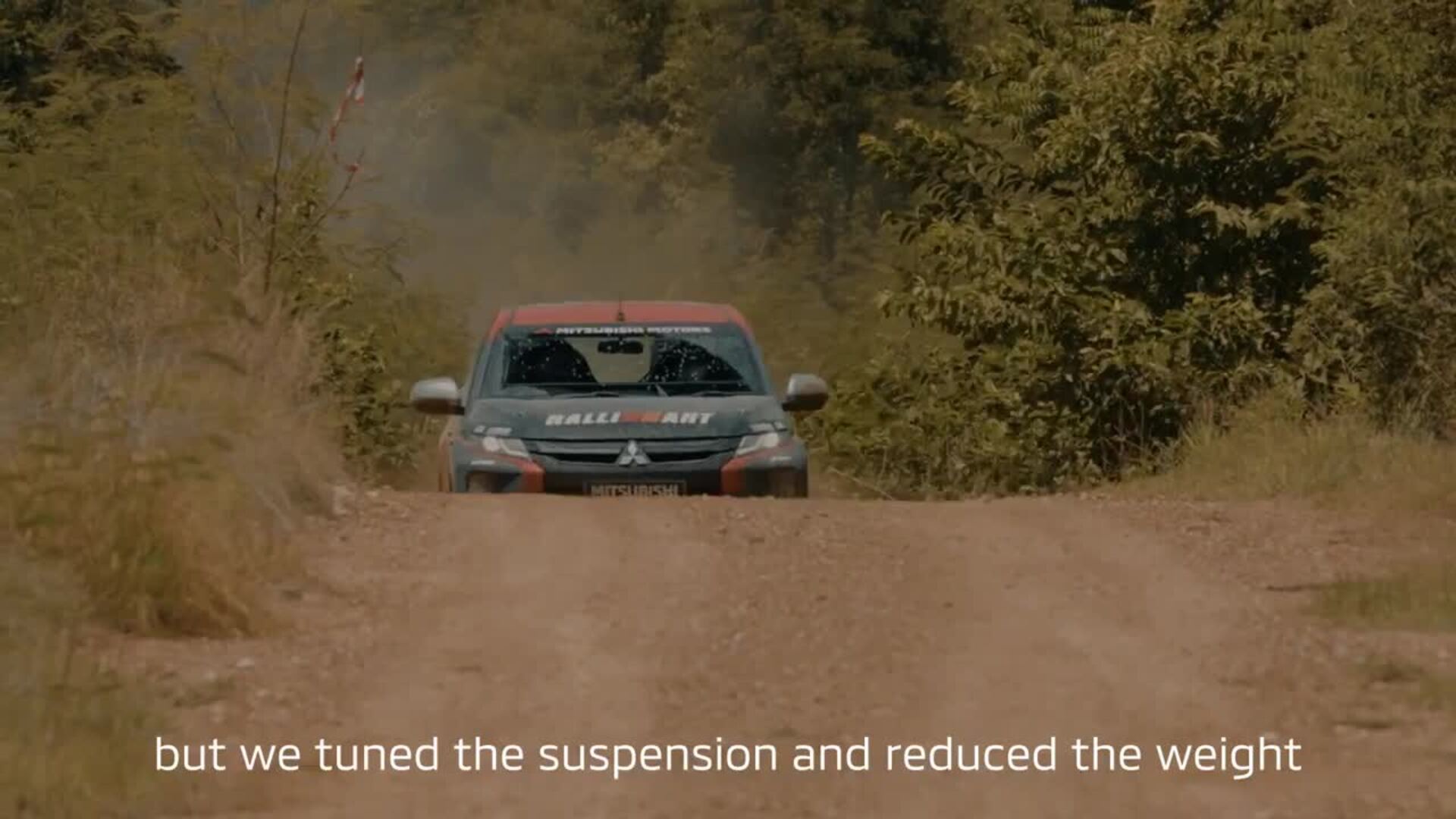 El Mitsubishi L200 supera con éxito las pruebas de resistencia para participar en el exigente rally Asia Cross Country