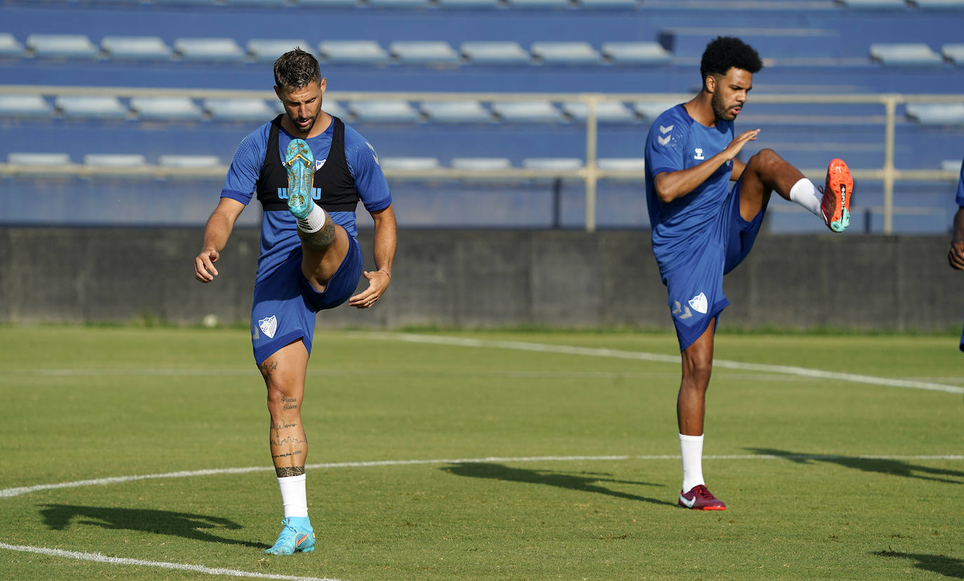 Fotos: Las fotos del entrenamiento del Málaga con Esteban Burgos, Álex Gallar, Ramalho y Rubén Yáñez