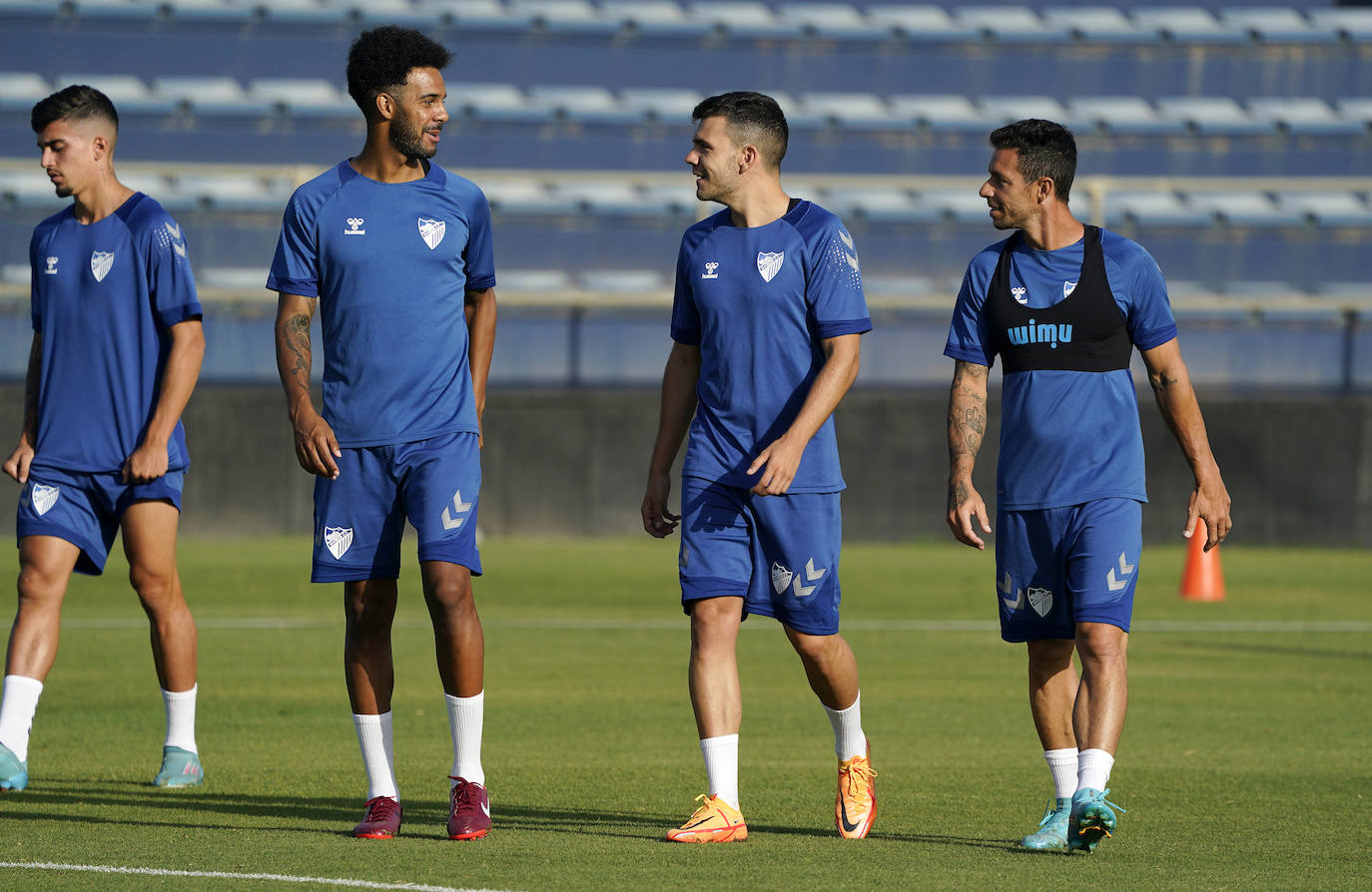 Fotos: Las fotos del entrenamiento del Málaga con Esteban Burgos, Álex Gallar, Ramalho y Rubén Yáñez