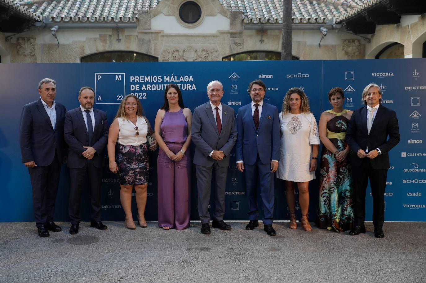 El nuevo pabellón de gobierno de la Universidad gana el primer premio. La nueva sede de Cruz Roja y la Facultad de Psicología y Logopedia, también distinguidos. 