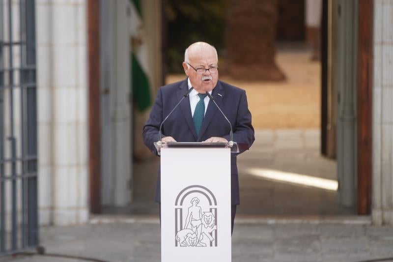 El presidente adelanta que ejercerá desde la cercanía y pone a los jóvenes en el centro.