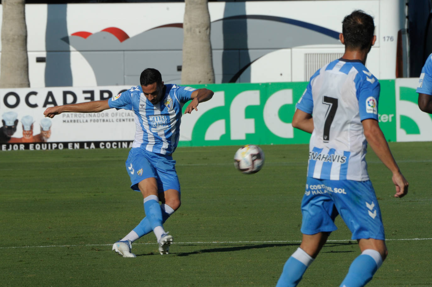 El Málaga acusó el calor y la ausencia de cambios ante el equipo árabe 