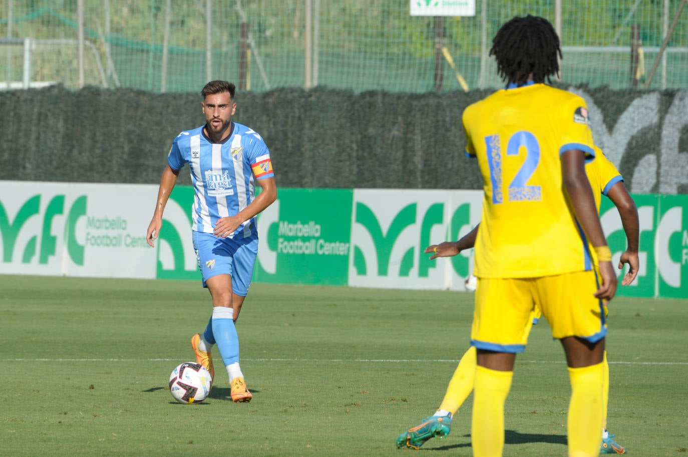 El Málaga acusó el calor y la ausencia de cambios ante el equipo árabe 