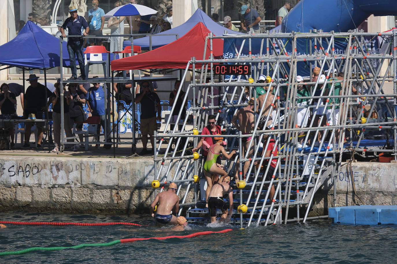 Más de medio millar de nadadores participaron en la prueba 