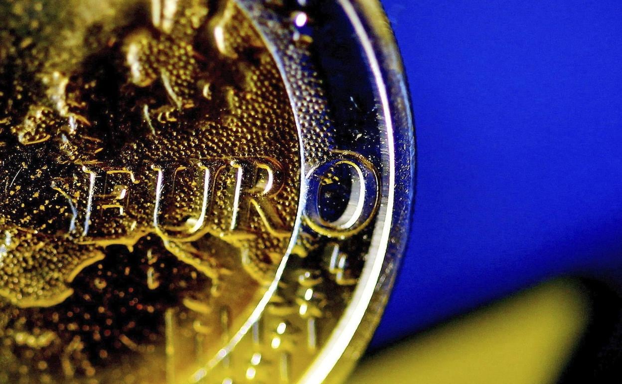 El error en las monedas de un euro que puede multiplicar cien veces su valor