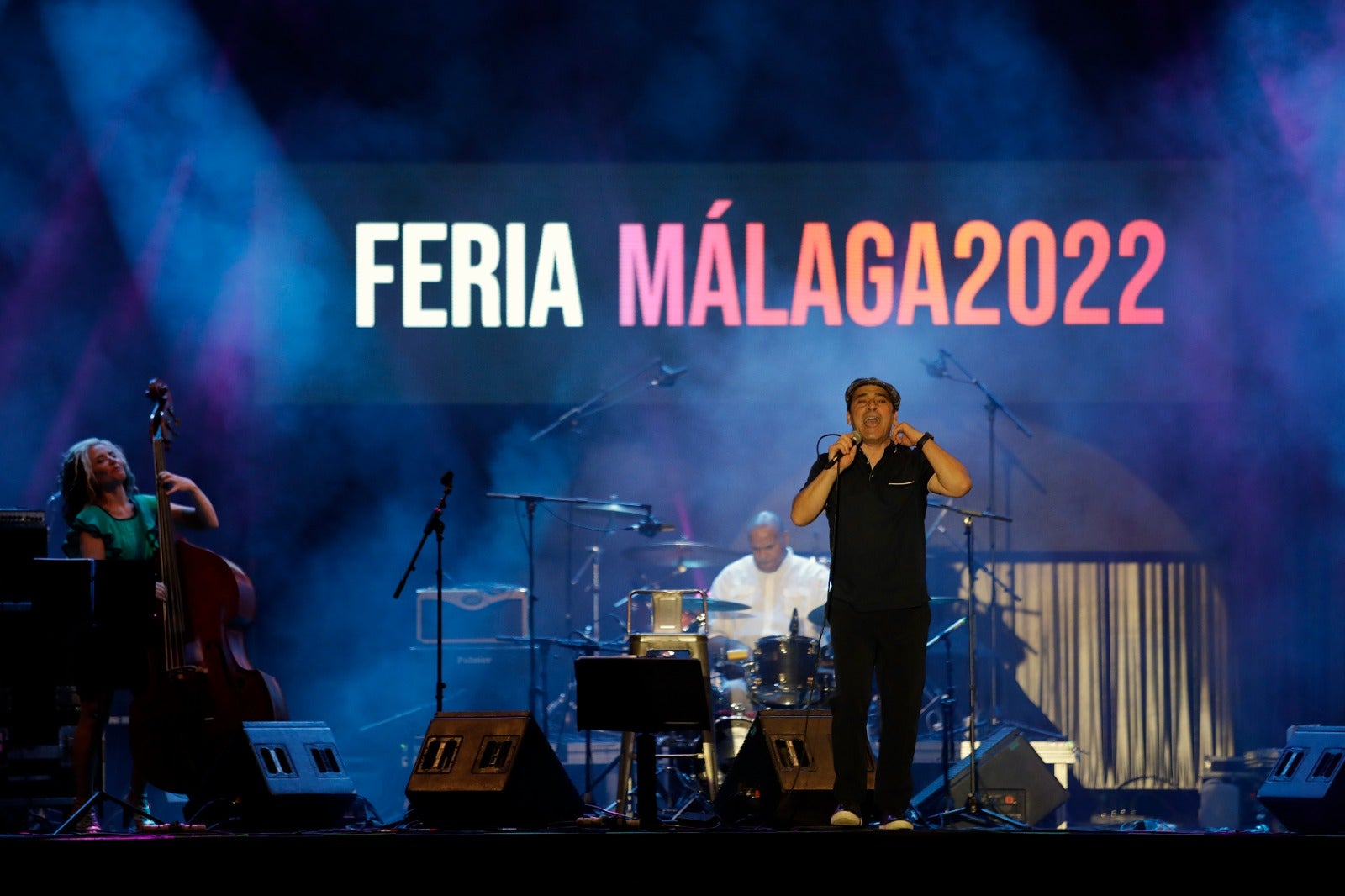 Domingo pletórico de fiesta en la feria del Centro de Málaga