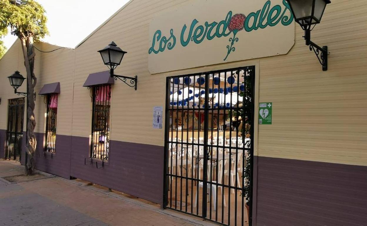 Cierran durante dos días la caseta Los Verdiales por la venta de alcohol a menores
