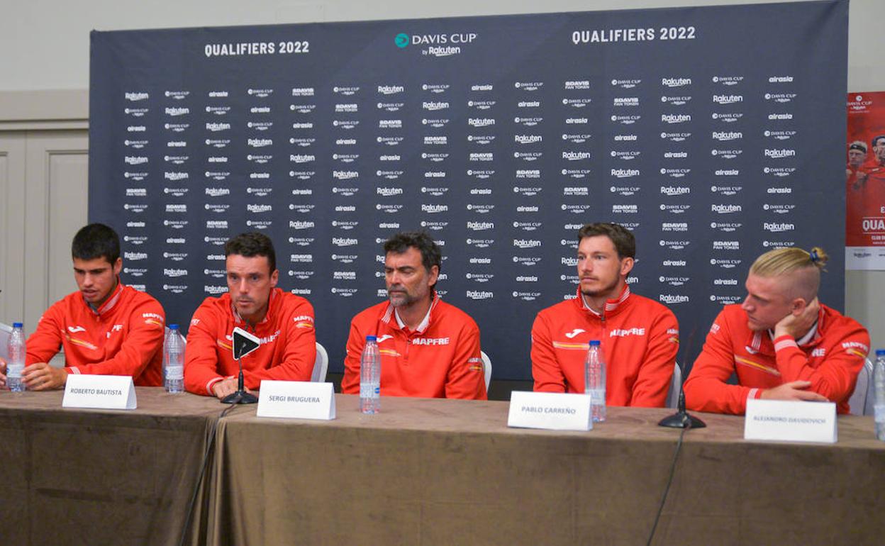 Carlos Alcaraz, Roberto Bautista, Sergi Bruguera, Pablo Carreño y Alejandro Davidovich, en Marbella. 