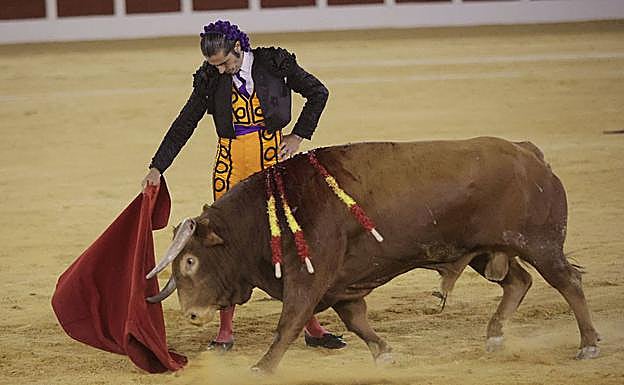 Javier Conde fue a por los trofeos en el segundo. 
